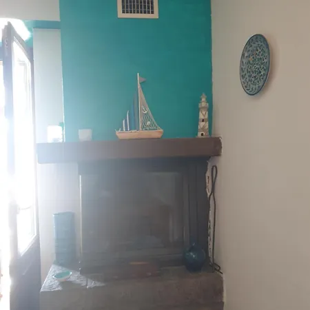 Laya Marina Ferienhaus Valeriano Lunense